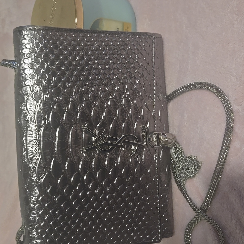 Ysl Silver Designer Crossbody Bag - Picture 7 of 16